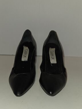 Claudborne Black Leather Pointed Toe Pumps Classic Heels Size 7.5